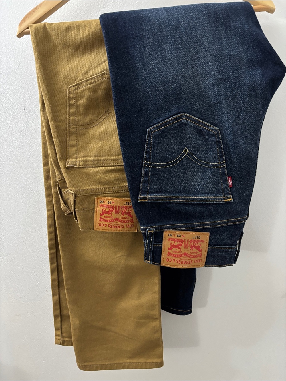 511 & 513 Levi's Slim Straight Jeans in Dark Blue Denim and Khaki Size 29x30